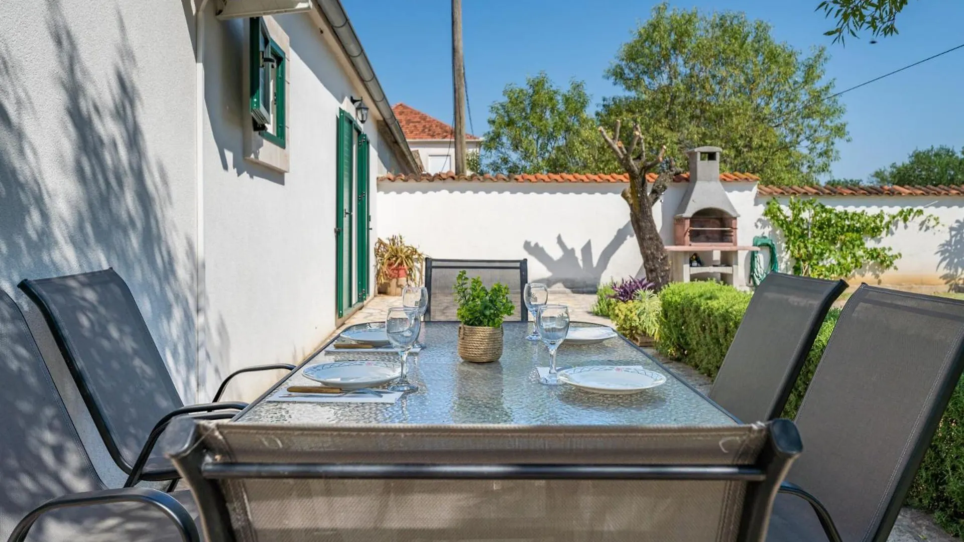 فيلا Haus Zdravko in Prkos - Haus für 4 Personen 0*,  كرواتيا